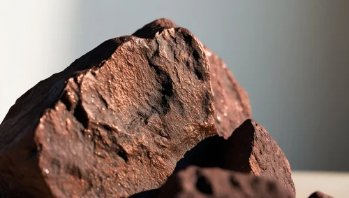 Iron Ore (Fines & Lumps)